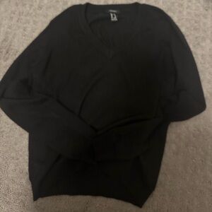 Forever 21 v-neck black sweater